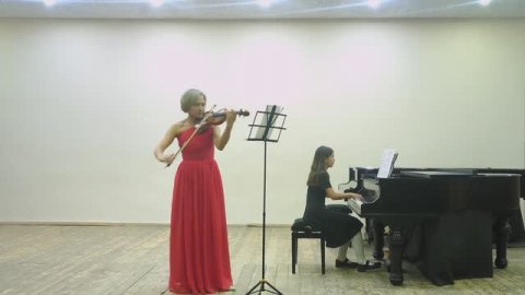 Чаринцева Софья, 12 лет. Д. Шостакович "Элегия"