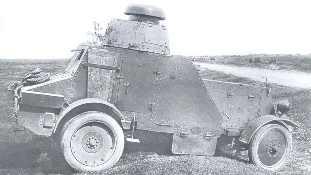 Советские бронеавтомобили конца 20-ых начала 30-ых годов.