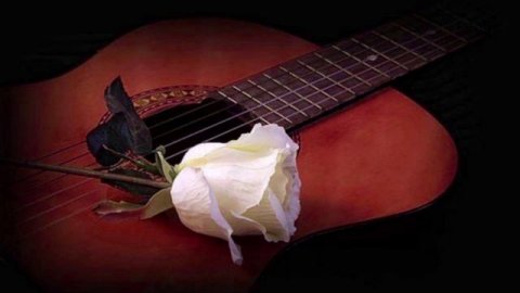 хрупкий свет английский