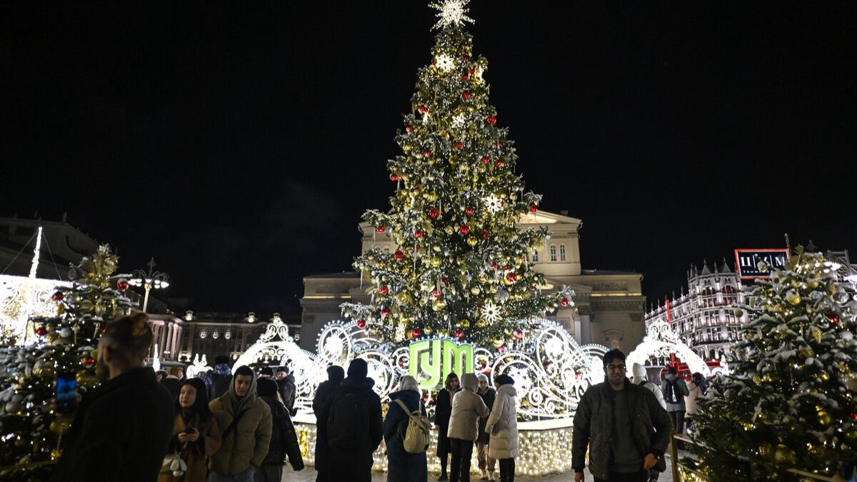 Москва.Гуляем по НОВОГОДНЕЙ Москве 2025-2026 года.Снимали на камеру