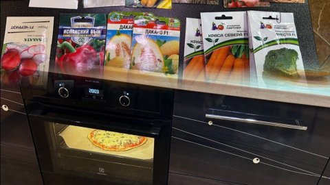 Печем пиццу/Купили семян по советам зрителей