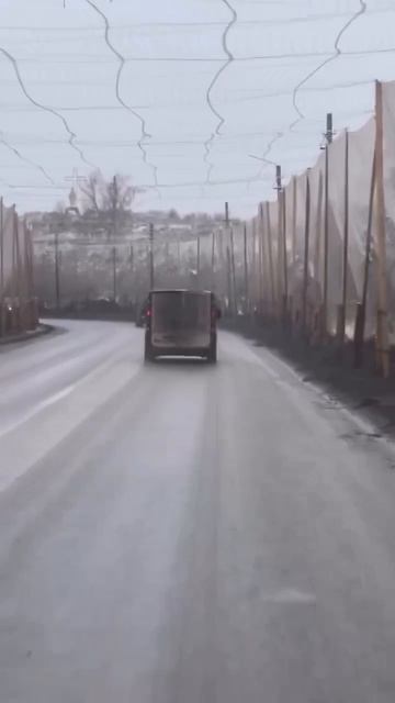 Путь из Славянска в Изюм - 40 км защитных сеток