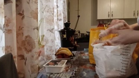 ПРИЕХАЛИ СЕСТРЫ СХОДИЛИ ЗАКУПИТЬ МЯСО.