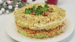 Салат "Шапка Мономаха" из простых продуктов,но Оригинальный Вкусный Новогодний/ И без мяса