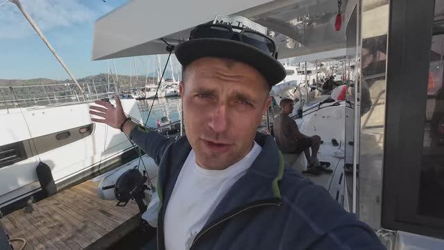 Самый продуманный катамаран. Лучше катамаран для чартора и новичков. Управления катамараном. Турция