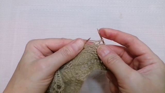 Ажурный платок Часть 2 Вяжем горизонтальную вставку