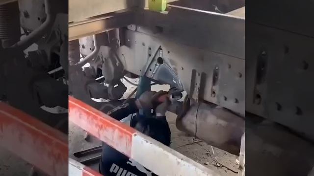 Видео от HackAvto – Лайфхаки и фишки для авто