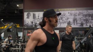 Самый сильный портной! Силовые Апти Эзиева