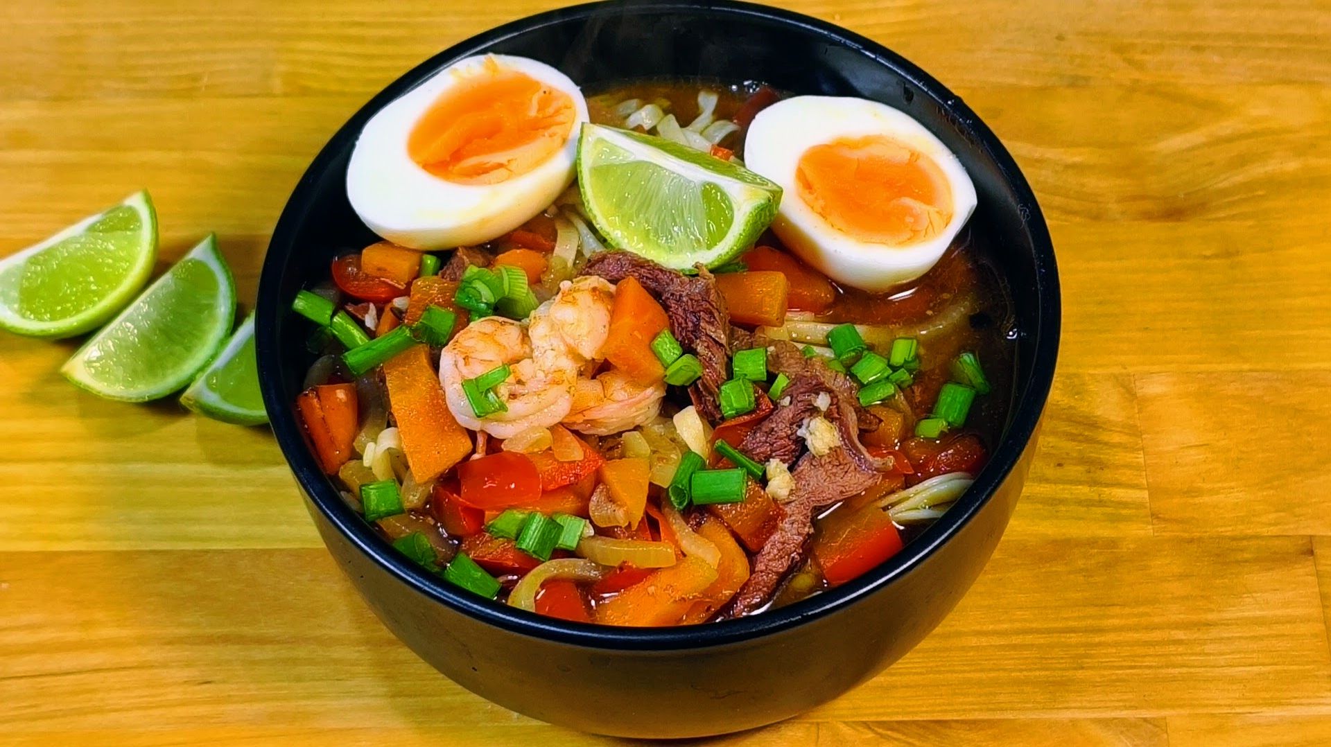 Он вам не рамен! ЯКАМЕЙН. Американский "похмельный" суп