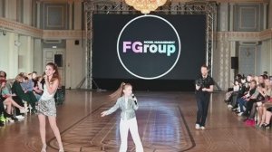 Сестры Кузнецовы Анечка и Анастасия исполняют песню Русская зима