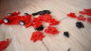 Марк и новая машина, которую он собрал из пазла