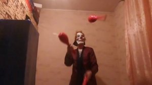 Жонглирование шарами и булавами