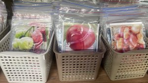 В каких условиях я храню семена томатов. По каким признакам я формирую коллекцию томатов.