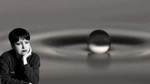 В слезинке маленькой - душа.💧