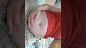 примерка одежды с большим животиком