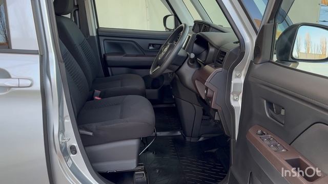 Toyota Roomy I, 2018