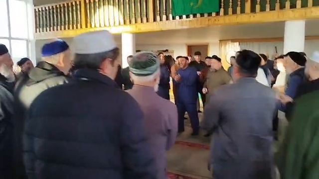 Зикр Кадирийского тариката в Махачкале 12.12.2025г смотреть онлайн