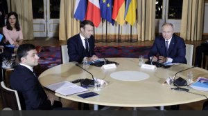 Песков напомнил о выражении лица Зеленского во время встречи с Путиным в 2019 году