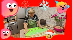 14-12-2025"Уралочка и пельмени: о чем грустят наши комментаторы? Вердикт Валентины" 🤔🍽️.#обзор