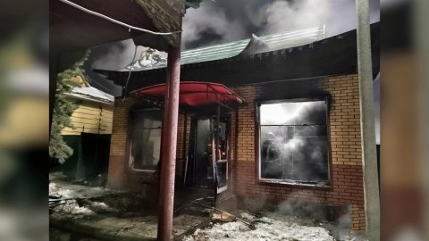 В столице Бурятии ликвидировали пожар на территории дацана