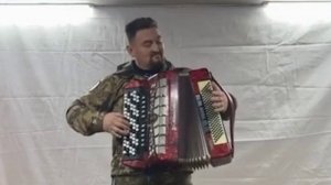 Солист Ансамбля «Селенга»  Крылосов Денис