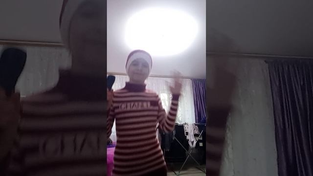 ЗВЕЗДы 1 СЕРИЯ смотреть онлайн