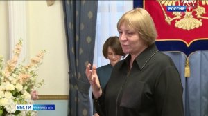 Юные смоляне получили первые паспорта в День Конституции - ГТРК Смоленск