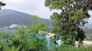 Идём на пляж Най Харн!