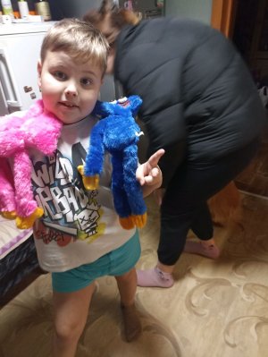 Лëва играет