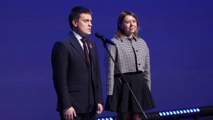 Программа "Главные новости" на 8 канале от 15.12.2025 Часть 1