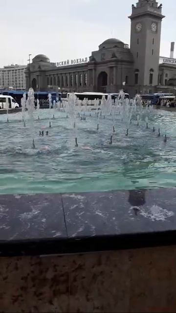 Музыкальный фонтан. 25 июня. часть 1.