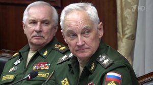 О поддержке бойцов говорили на встрече министра обороны Андрея Белоусова с активистами ОНФ.