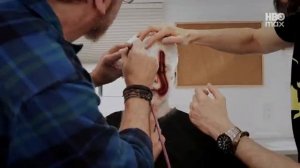 Билл Скарсгард в роли Пеннивайза. Трансформация. Добро пожаловать в Дерри