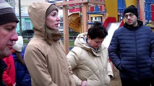 Зачем сносят хоккейный корт - Возмущение жителей на Спортивном переулке