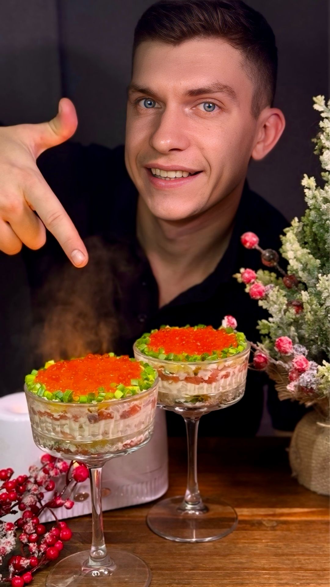 Праздничный салат с красной икрой смотреть онлайн