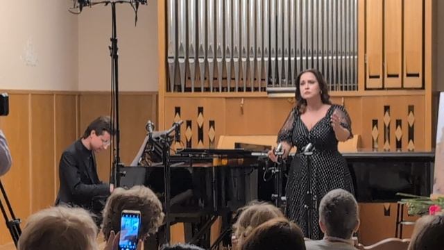 "White Snows", arr. G. Ivanov - O. Shcheglova (soprano), D. Bogdanov (piano) смотреть онлайн