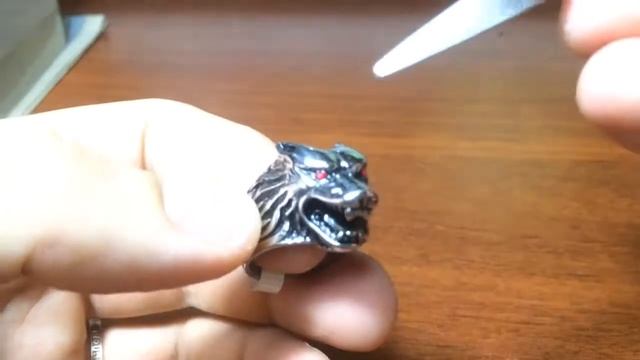 Перстень голова волка