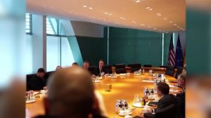 Более пяти часов американская и украинская делегации обсуждали мирный план Трампа.