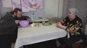 САЛАТ НА НОВЫЙ ГОД 2026 УКРАСИТ ЛЮБОЙ ПРАЗДНИЧНЫЙ СТОЛ СЫН НЕ УДЕРЖАЛСЯ И ВСЁ СЛОПАЛ САМ ТАК ВКУСНО