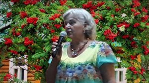 И РЯБИНА И КАЛИНА