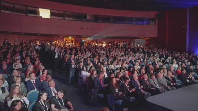 Итоги первого дня XIV Национального конгресса имени Н.О. Миланова смотреть онлайн