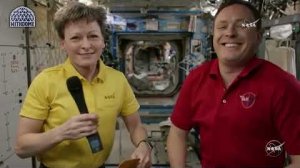 26 апреля 2017 г прямая трансляция с клоунским экипажем астронавтов США на борту псевдо МКС. 👆🤡😁