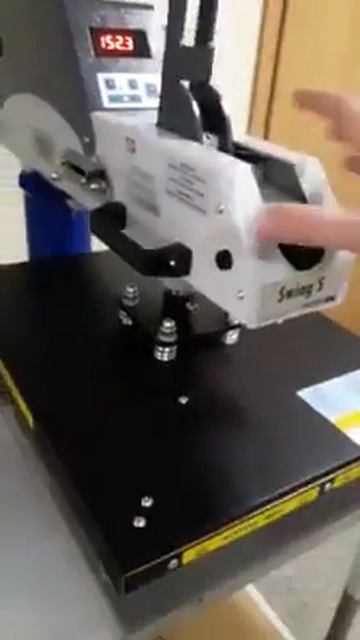 Термопресс SCHULZE Swing SX - термоперенос светоотражающей пленки