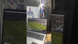 играю в ФИФУ 19