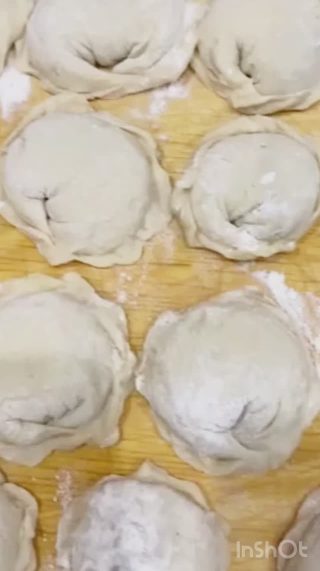 🥟БАБА ЛЕПИТ ПЕЛЬМЕНИ ..