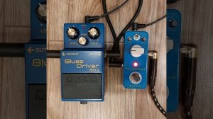 Boss BD-2 Blues Driver vs Mooer Blues Mood (in the mix)