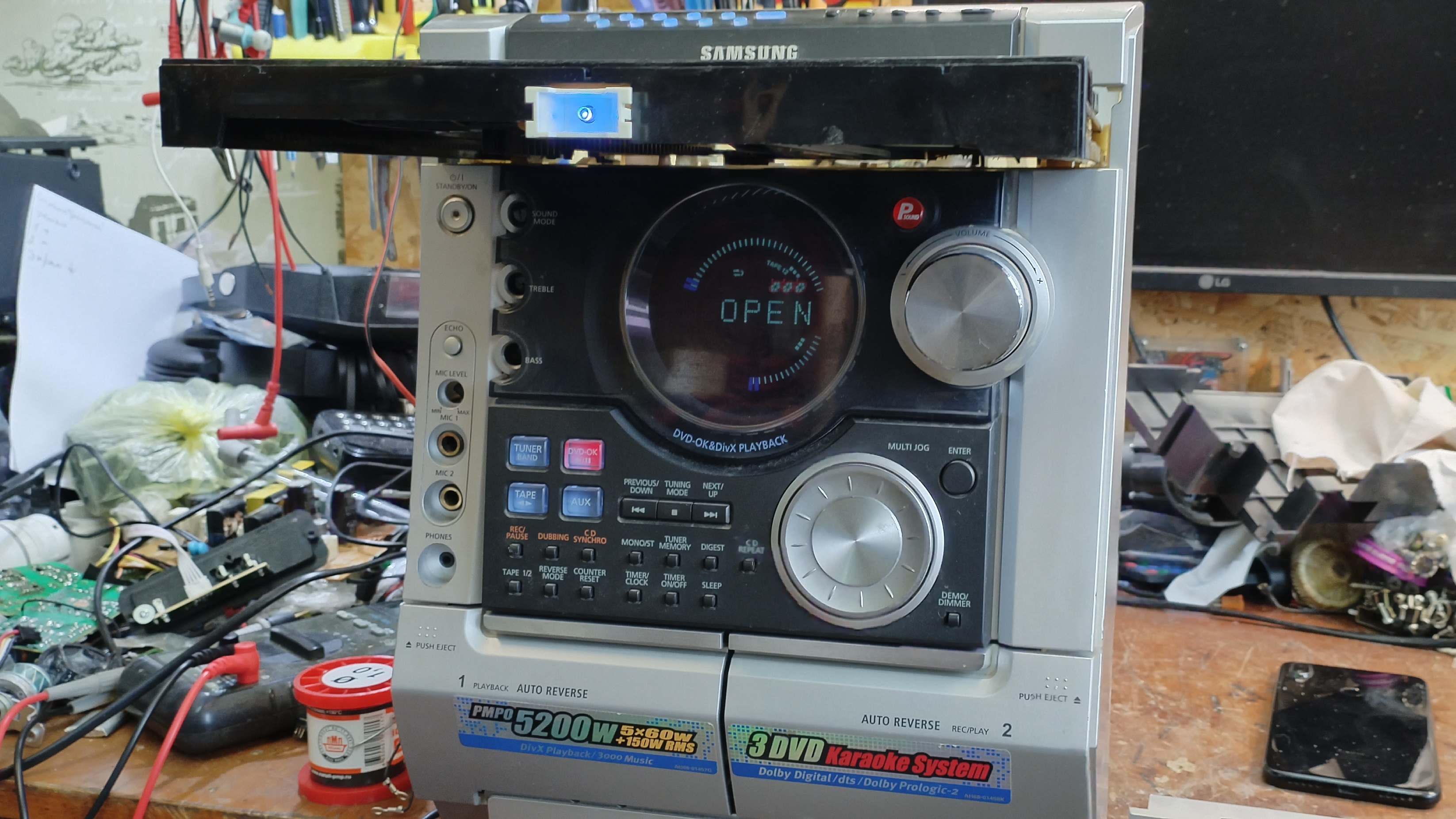 Музыкальный центр Samsung MAX-KJ750 не читает диски смотреть онлайн