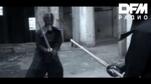 Alex Clare — Too Close