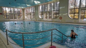 От качества воды до температуры воздуха: в России вступили в силу первые ГОСТы на бассейны