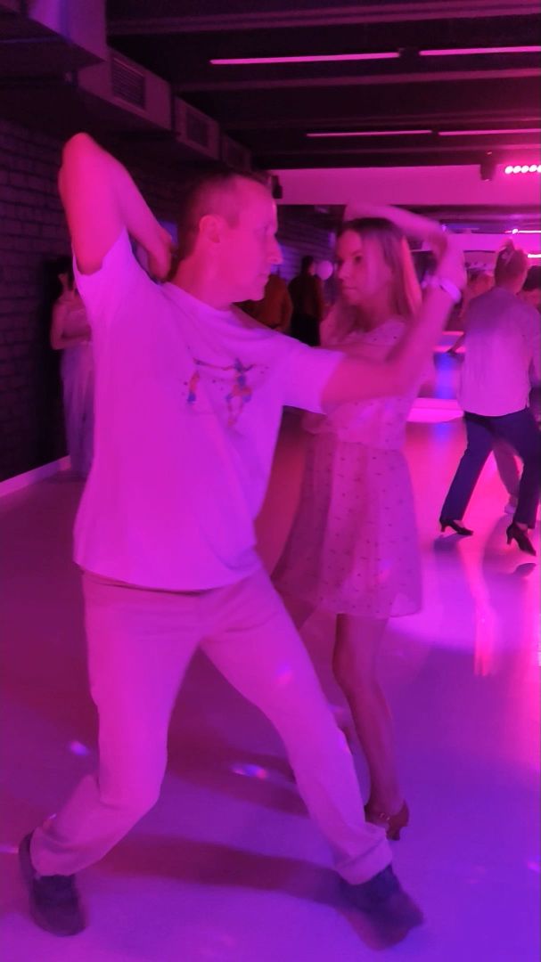 Бачата Светик. Alma De Hierro